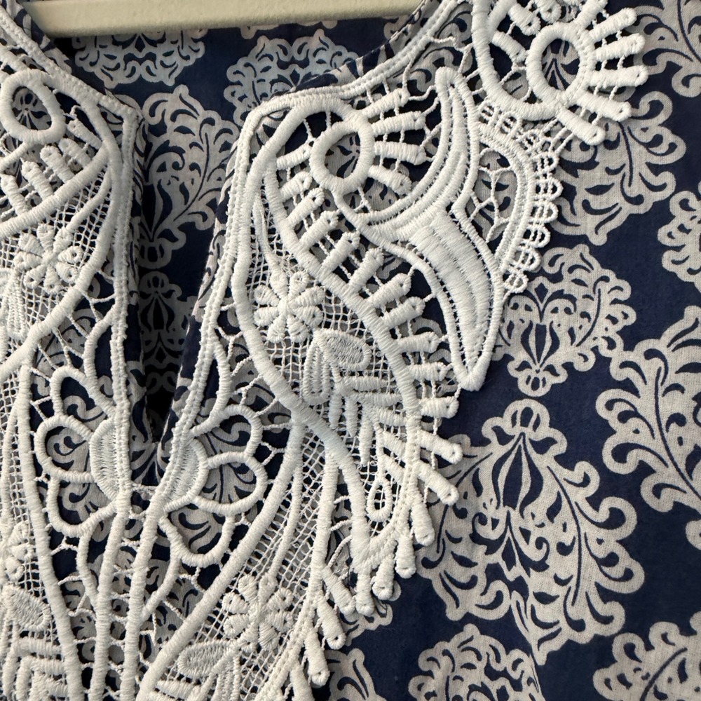 Talbots Plus 1X Navy Blue Damask Cotton Tunic Coastal Boho Crochet Lace Trim Top - Picture 5 of 12